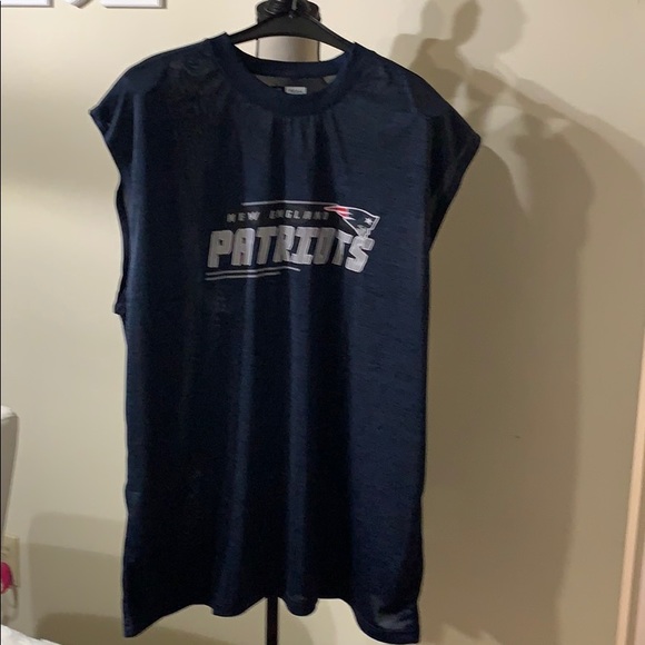 NWOT NFL New England Patriots Sleevless TShirt 1XL - Picture 1 of 4